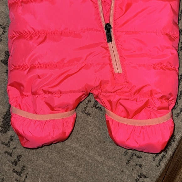 Nike Baby Snowsuit size Newborn Pink and Black EUC - Picture 4 of 5